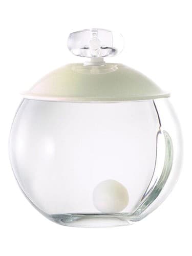 Cacharel Noa perfume bottle