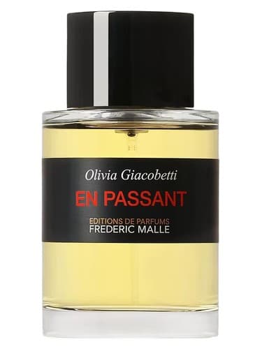 Frederic Malle En Passant perfume bottle